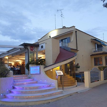 Hotel Gabbiano سان دومينو المظهر الخارجي الصورة