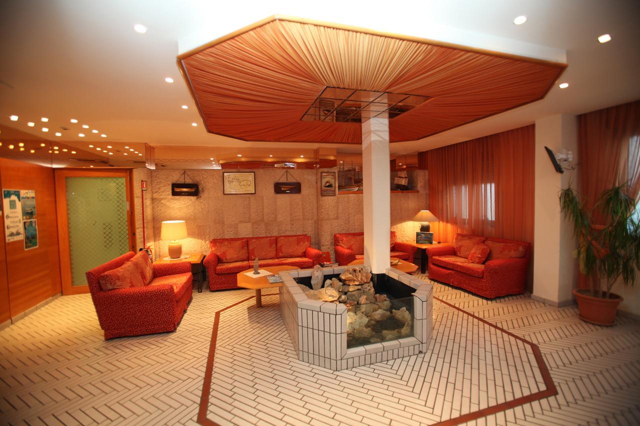 Hotel Gabbiano سان دومينو المظهر الخارجي الصورة
