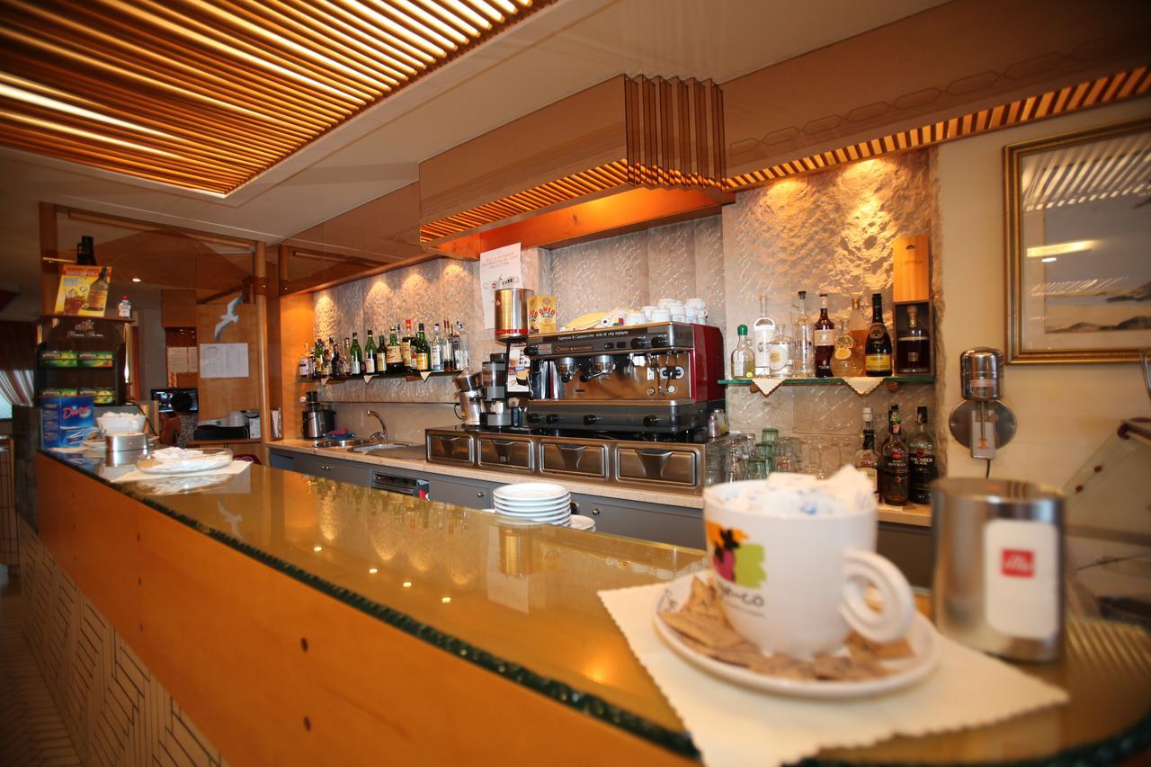 Hotel Gabbiano سان دومينو المظهر الخارجي الصورة